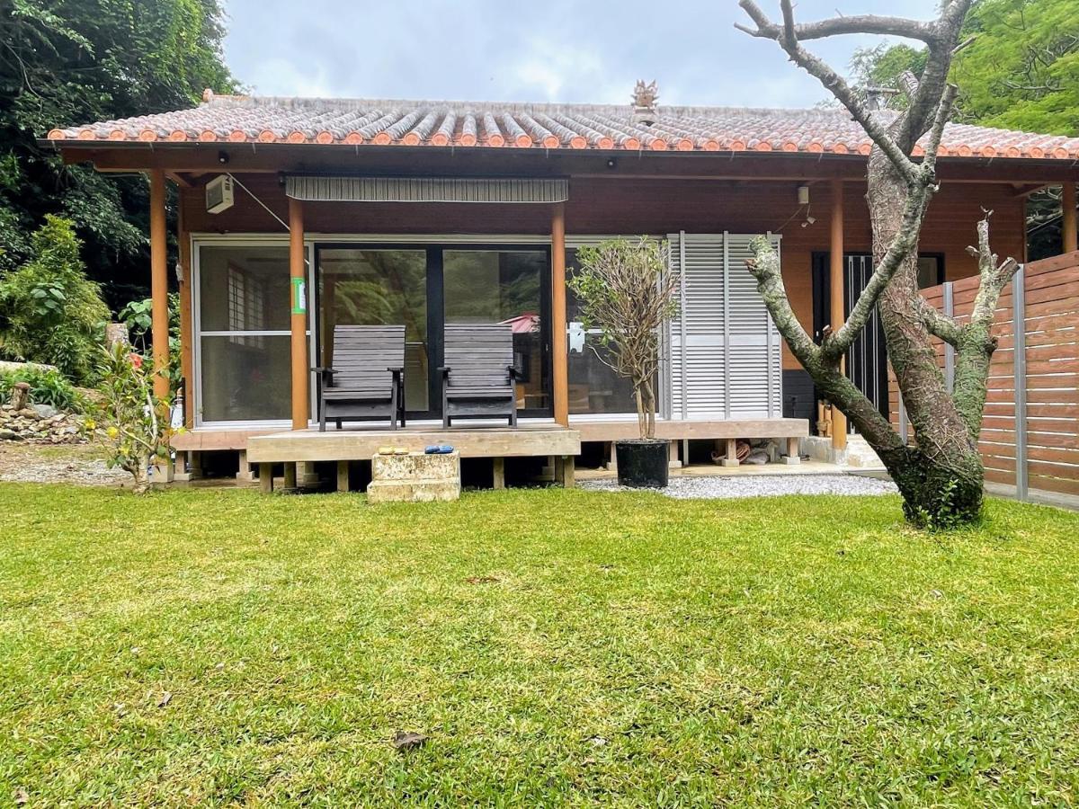 マムヴィッラin森の中の一軒家 Villa Наго Екстериор снимка