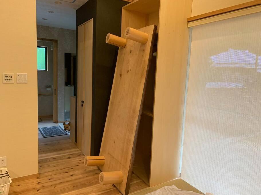 マムヴィッラin森の中の一軒家 Villa Наго Екстериор снимка